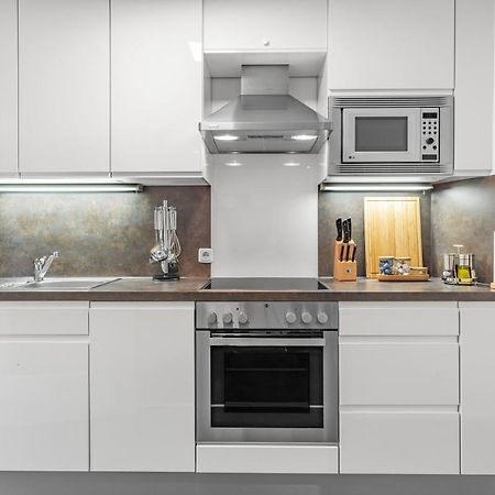 Prime - City Apartment Fuer 6 - Neu & Modern München Buitenkant foto